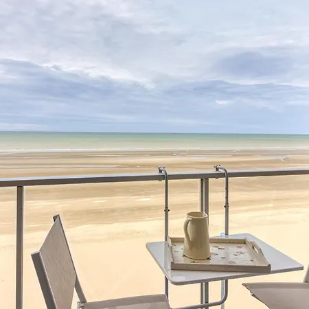 Le Nautica - Au Pied De La *